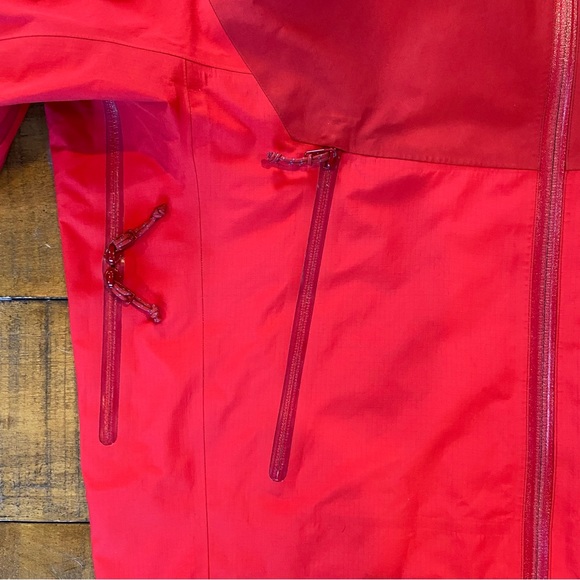 Arc’teryx Beta AR Jacket Men’s - Picture 6 of 16